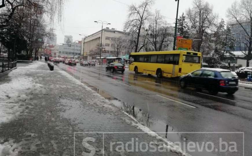 Snijeg osvanuo u Sarajevu: Pogledajte kako je jutros u glavnom gradu BiH